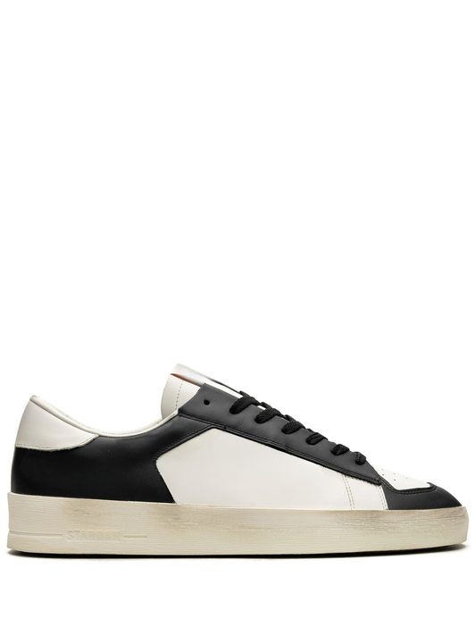 Sneaker im Used-Look