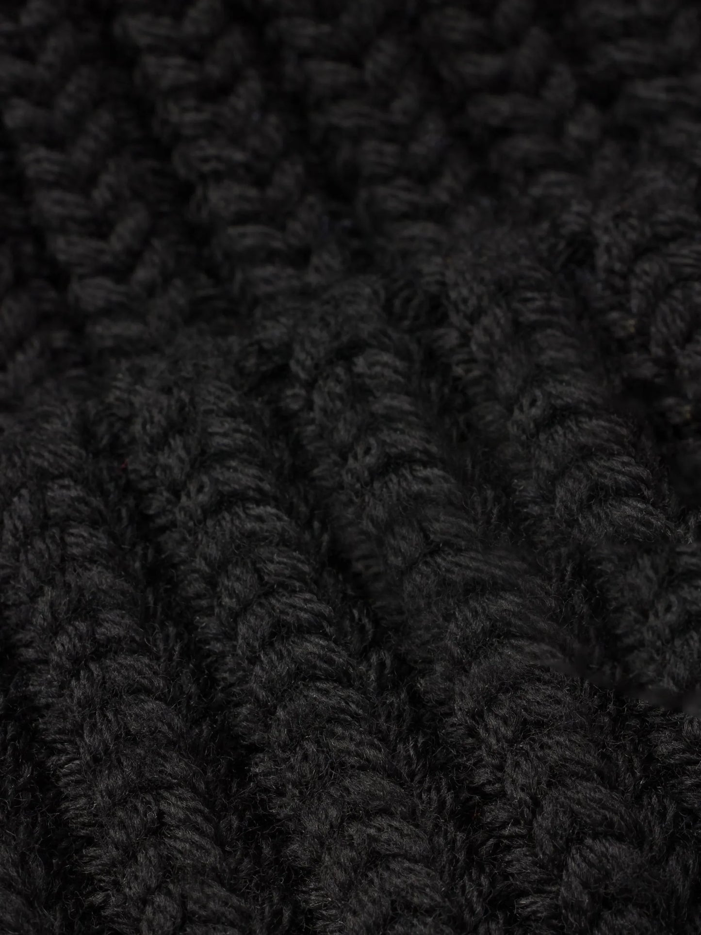 Gerippte Beanie mit Dreiecksdetail